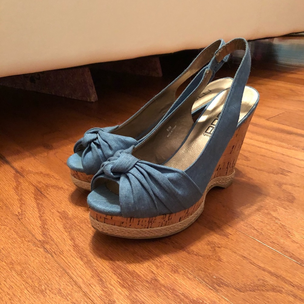 Blue Cloth Wedges